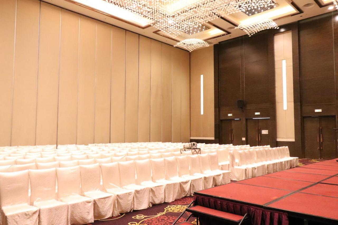 Holiday Inn Panjin Aqua City By Ihg Exterior photo