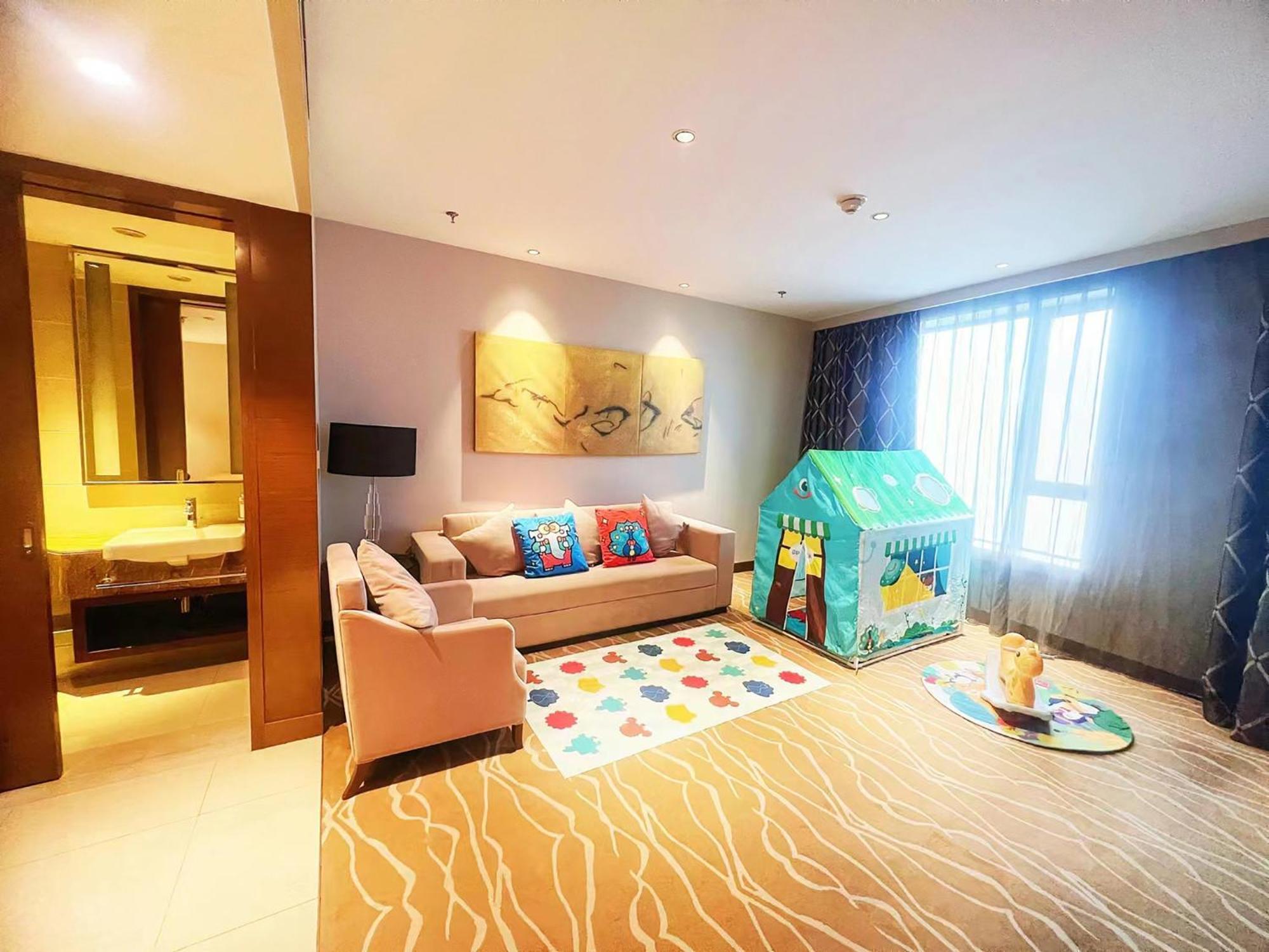 Holiday Inn Panjin Aqua City By Ihg Exterior photo