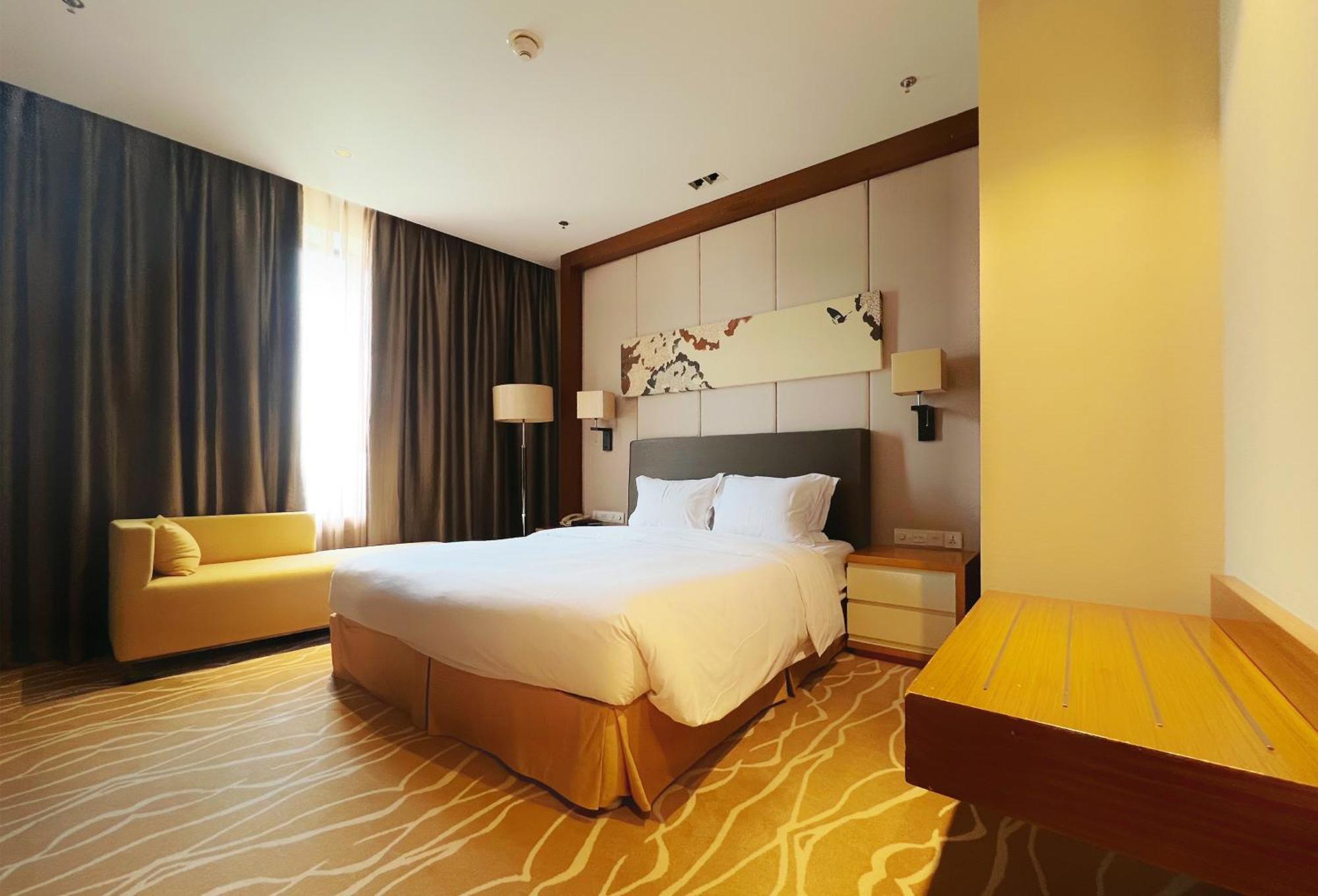 Holiday Inn Panjin Aqua City By Ihg Exterior photo